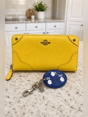 Coach Mickie Accordion Zip Wallet + Badlands Prairie Floral Bag Charm Set